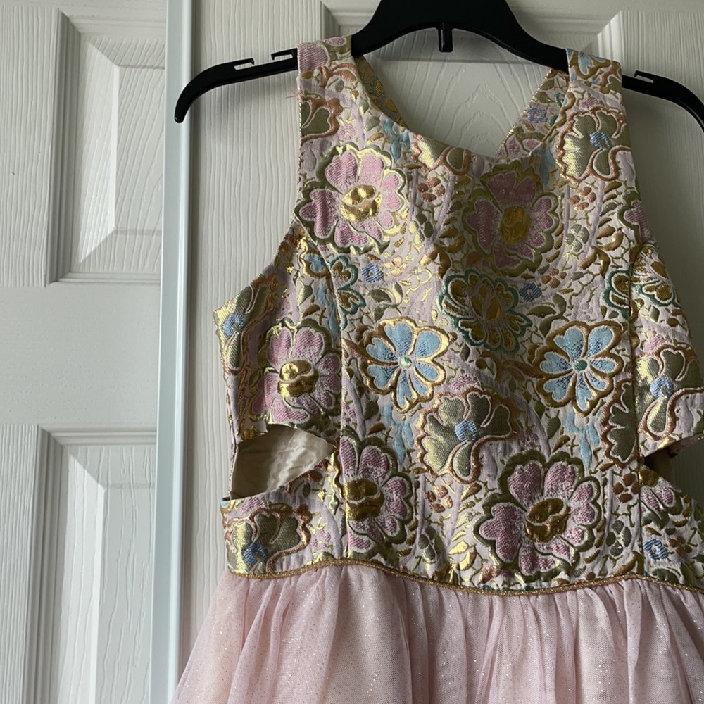 Formal girls pink dress size 12 - Picture 2 of 6